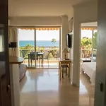 Splendid Sea View 4 People Pool Wifi Air Conditioning Parking Apartament